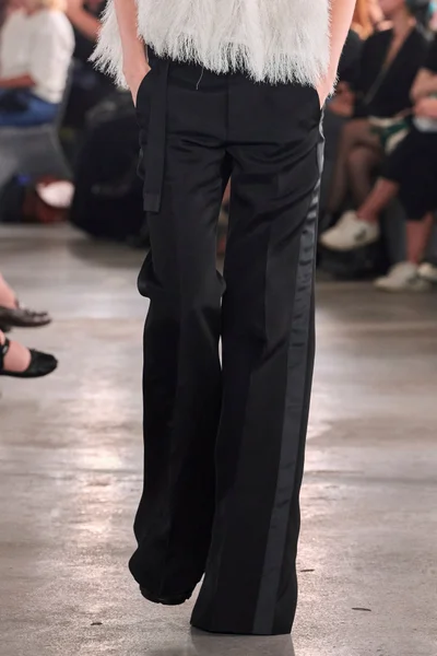 Look 76
